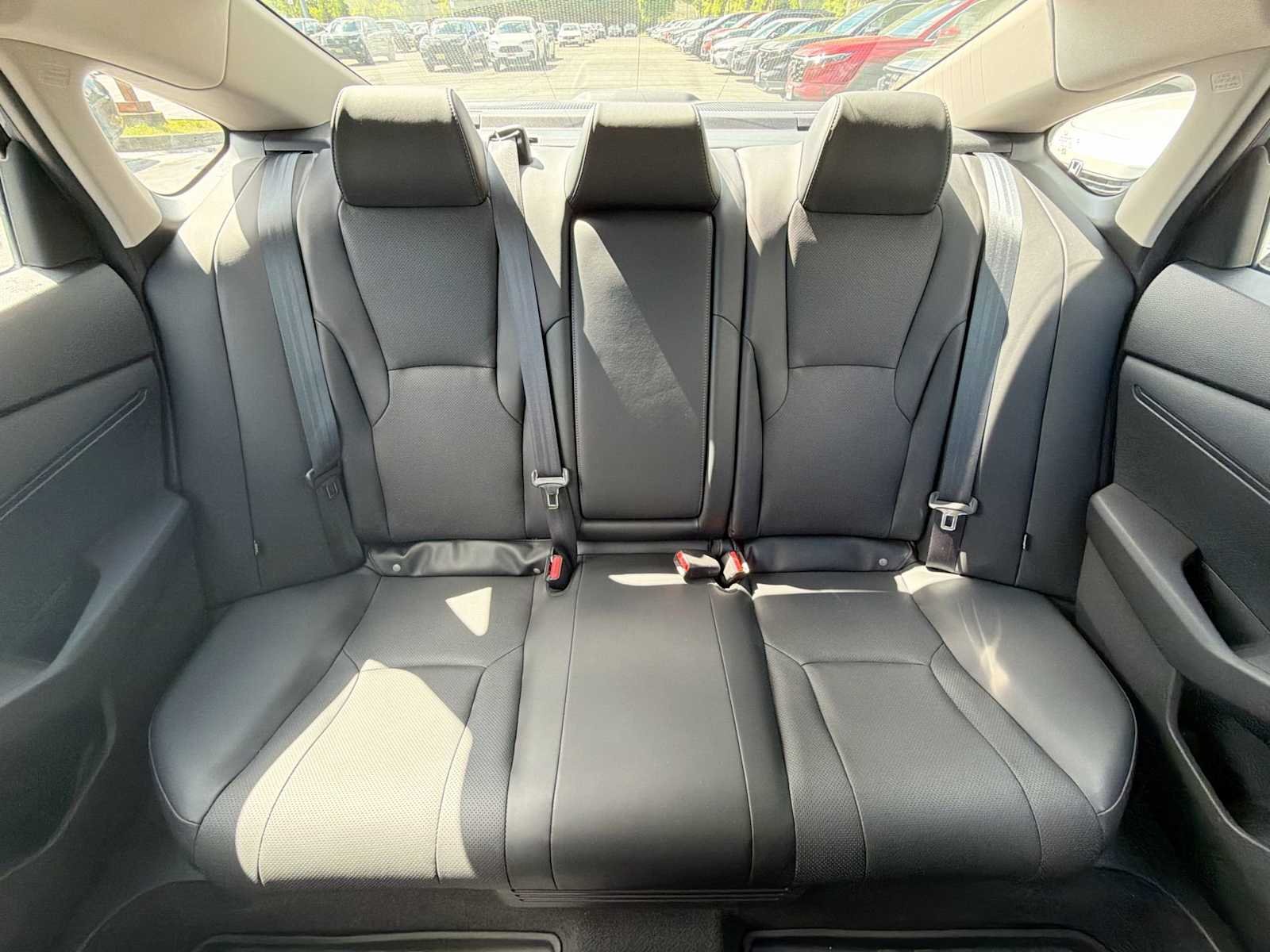 2023 Honda Accord Hybrid EX-L - Photo 13