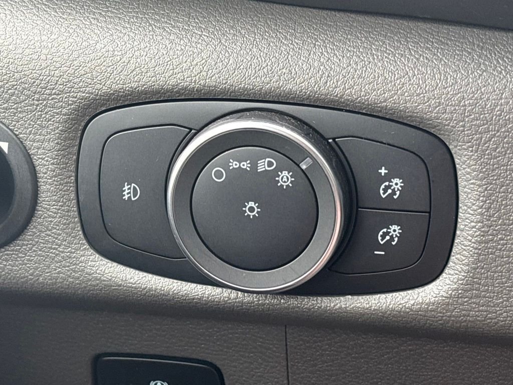 Used 2025 White Ford XLT image 22