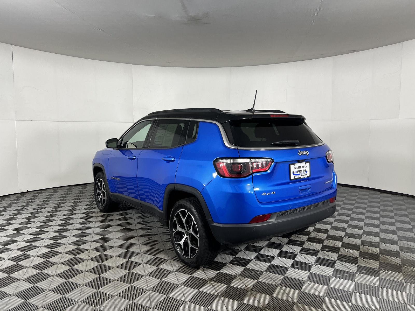 New 2026 Hydro Blue Pearlcoat Jeep Limited image 7