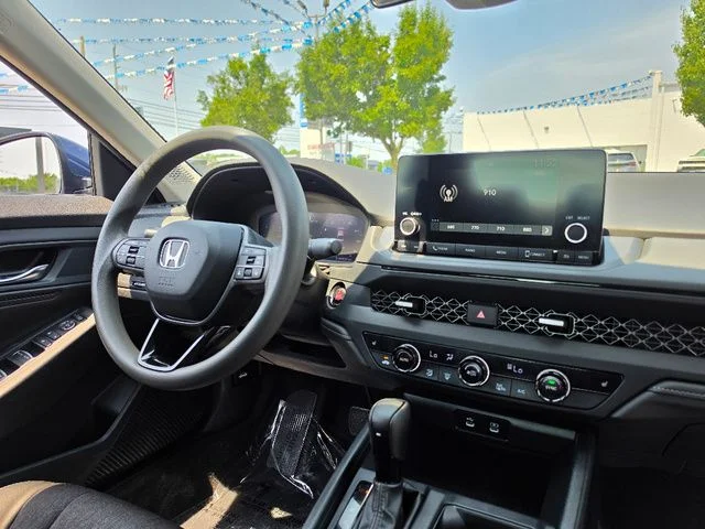 2023 Honda Accord EX - Photo 13
