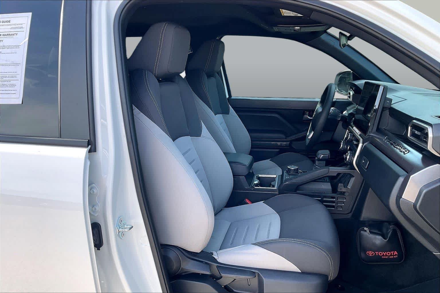 Used 2026 Ice Cap Toyota TRD Off Road Hybrid image 9