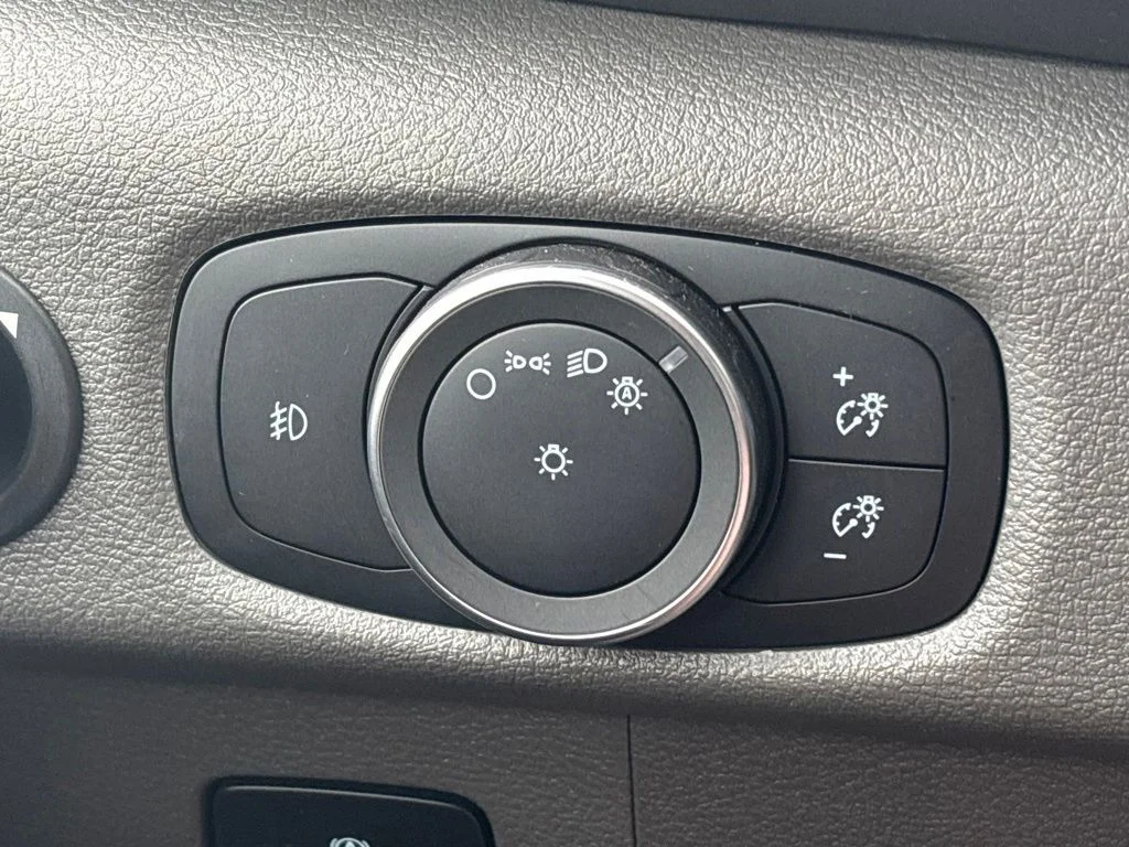 Used 2025 White Ford XLT image 22
