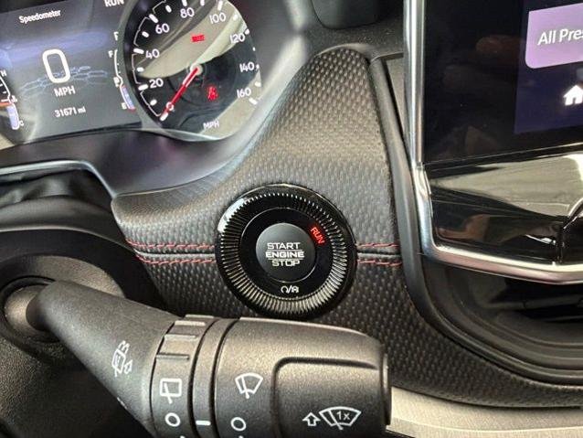 Used 2025 Red Jeep  image 22