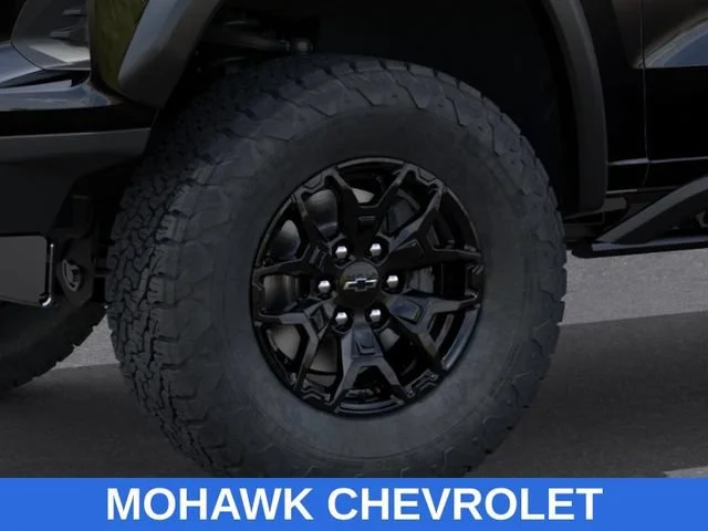 2026 Chevrolet Colorado ZR2 - Photo 9