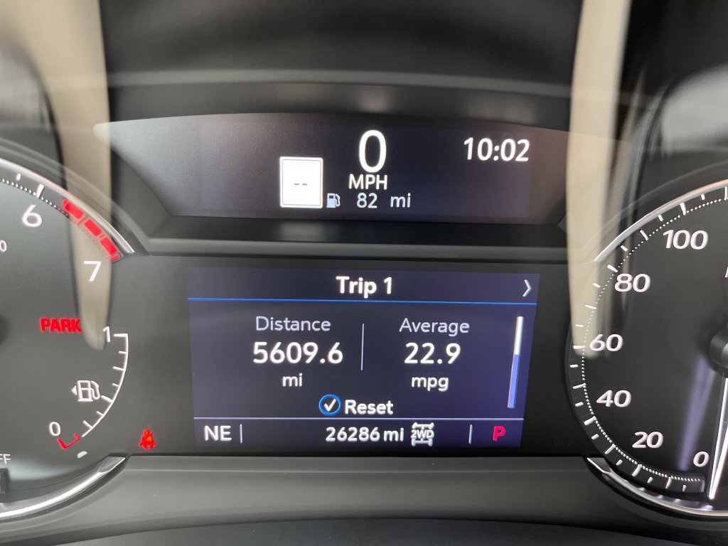 Used 2023 White Cadillac Premium Luxury image 18