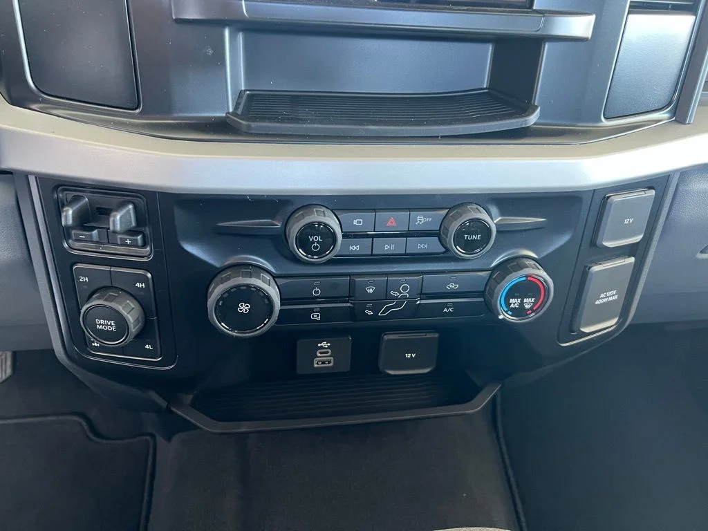 New 2026 Oxford White Ford F-350® XL image 13