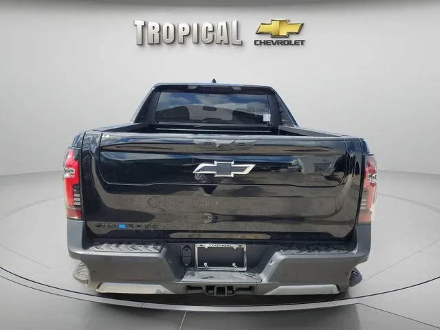 New 2026 Black Chevrolet Trail Boss - Extended Range image 4