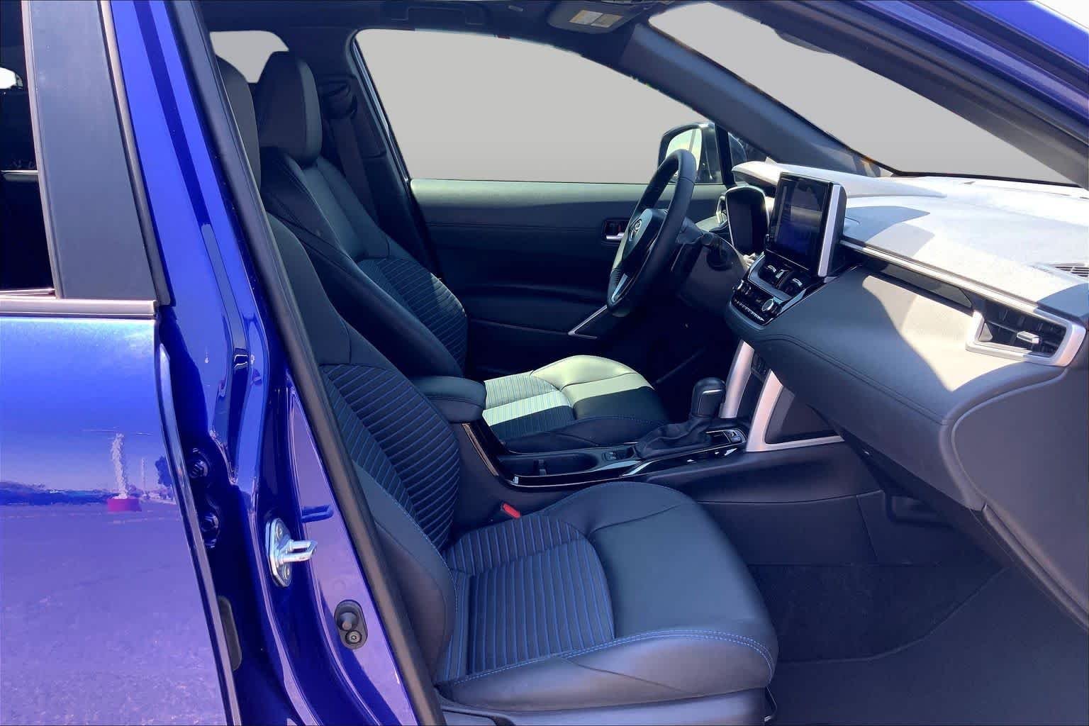 Used 2025 Blue Crush Metallic Toyota Hybrid XSE image 9