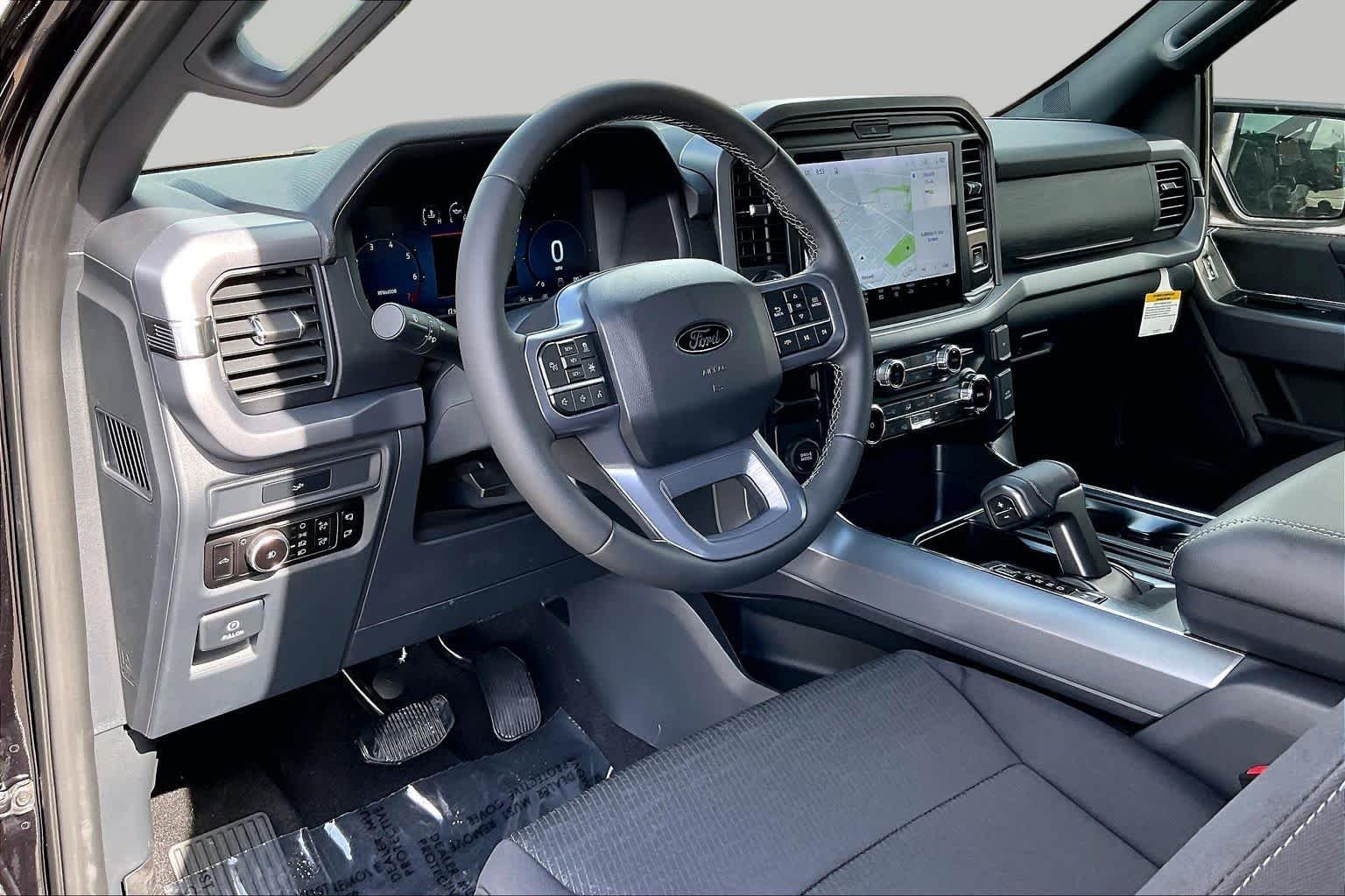 New 2026 Agate Black Metallic Ford XLT image 6