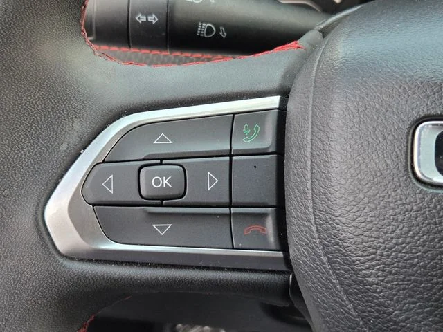 Used 2024 White Jeep Trailhawk image 28