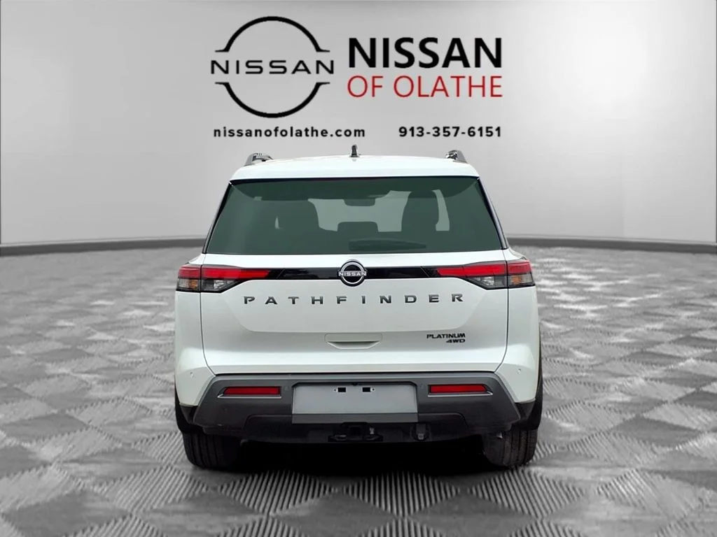 New 2026 Everest White Pearl TriCoat Nissan Platinum image 27
