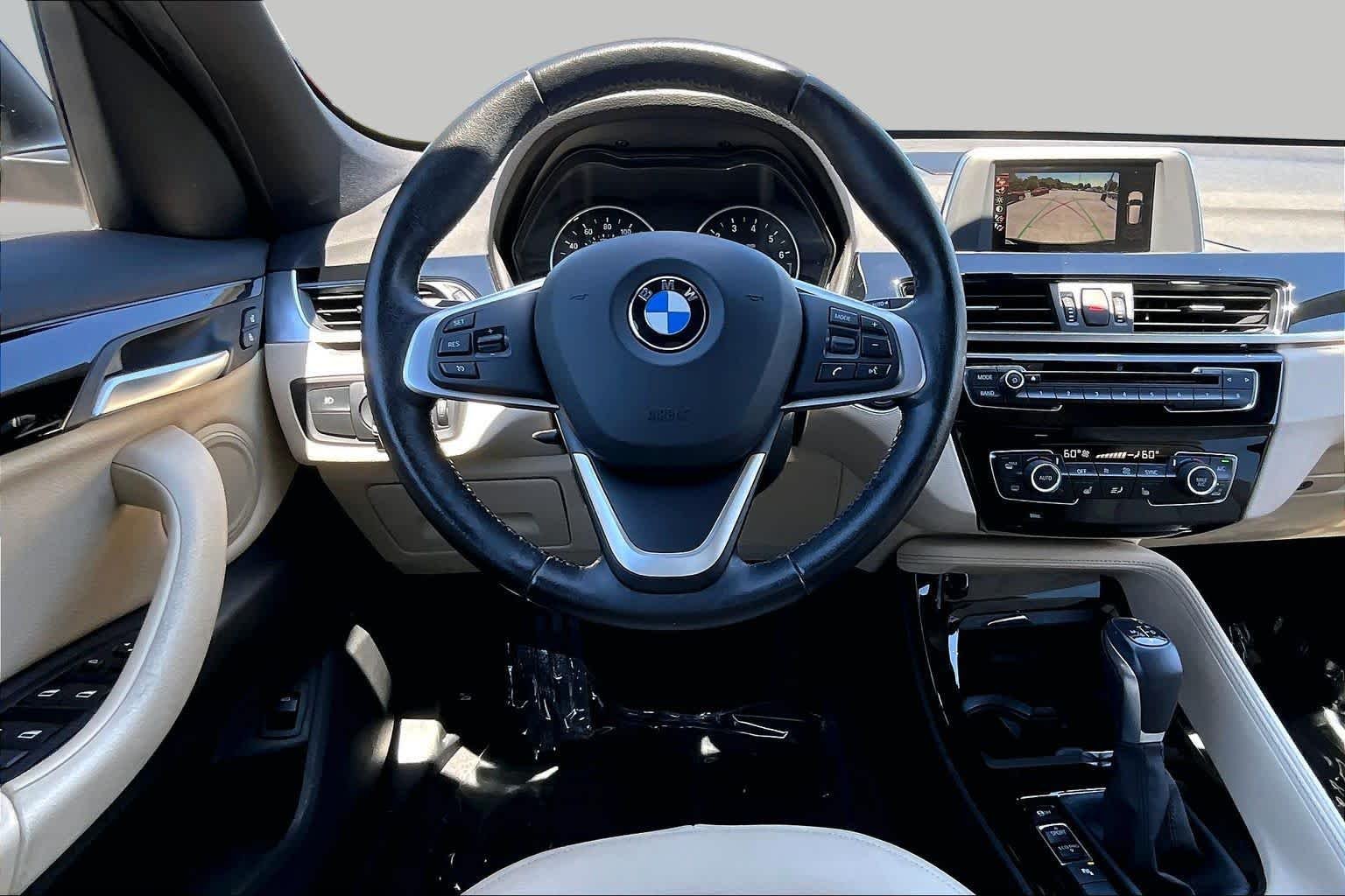 Used 2016 Alpine White BMW xDrive28i image 6