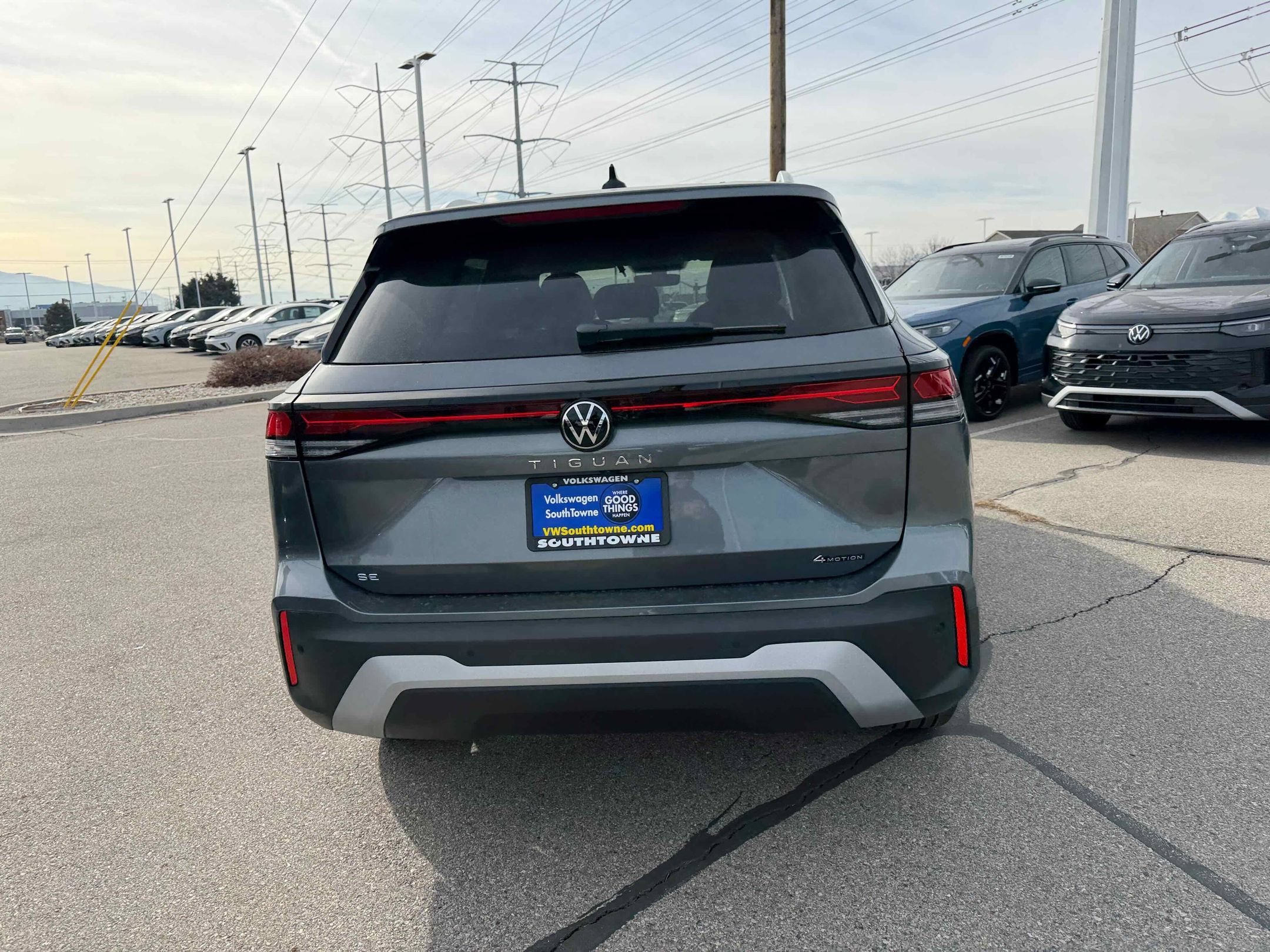 New 2026 Platinum Gray Volkswagen SE image 7