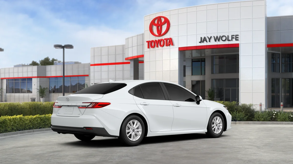 New 2026 Ice Cap Toyota LE image 10