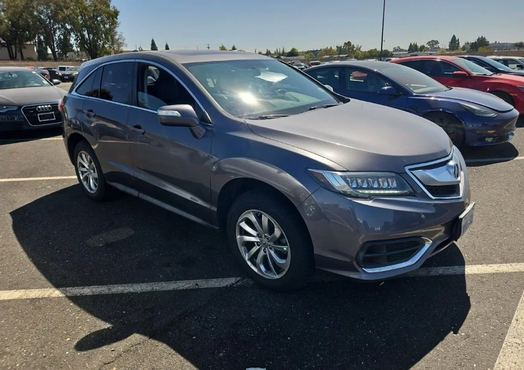 Used 2018 Modern Steel Metallic Acura RDX image 2