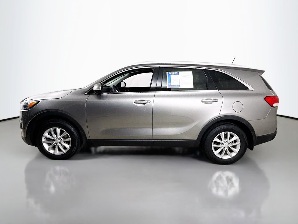 Used 2017 Titanium Silver Kia LX image 8