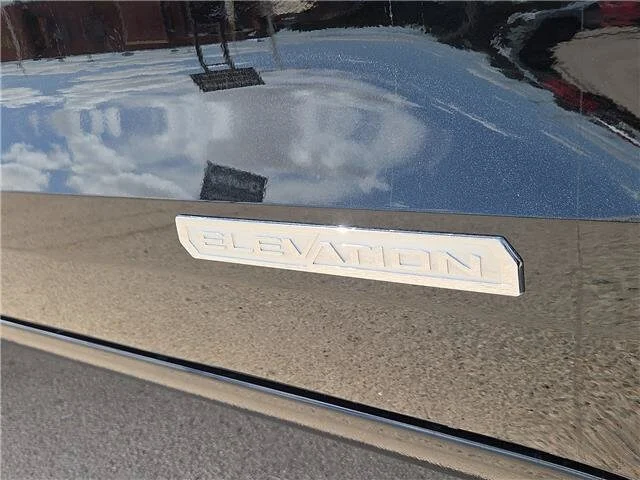 New 2026 Onyx Black GMC Elevation image 9
