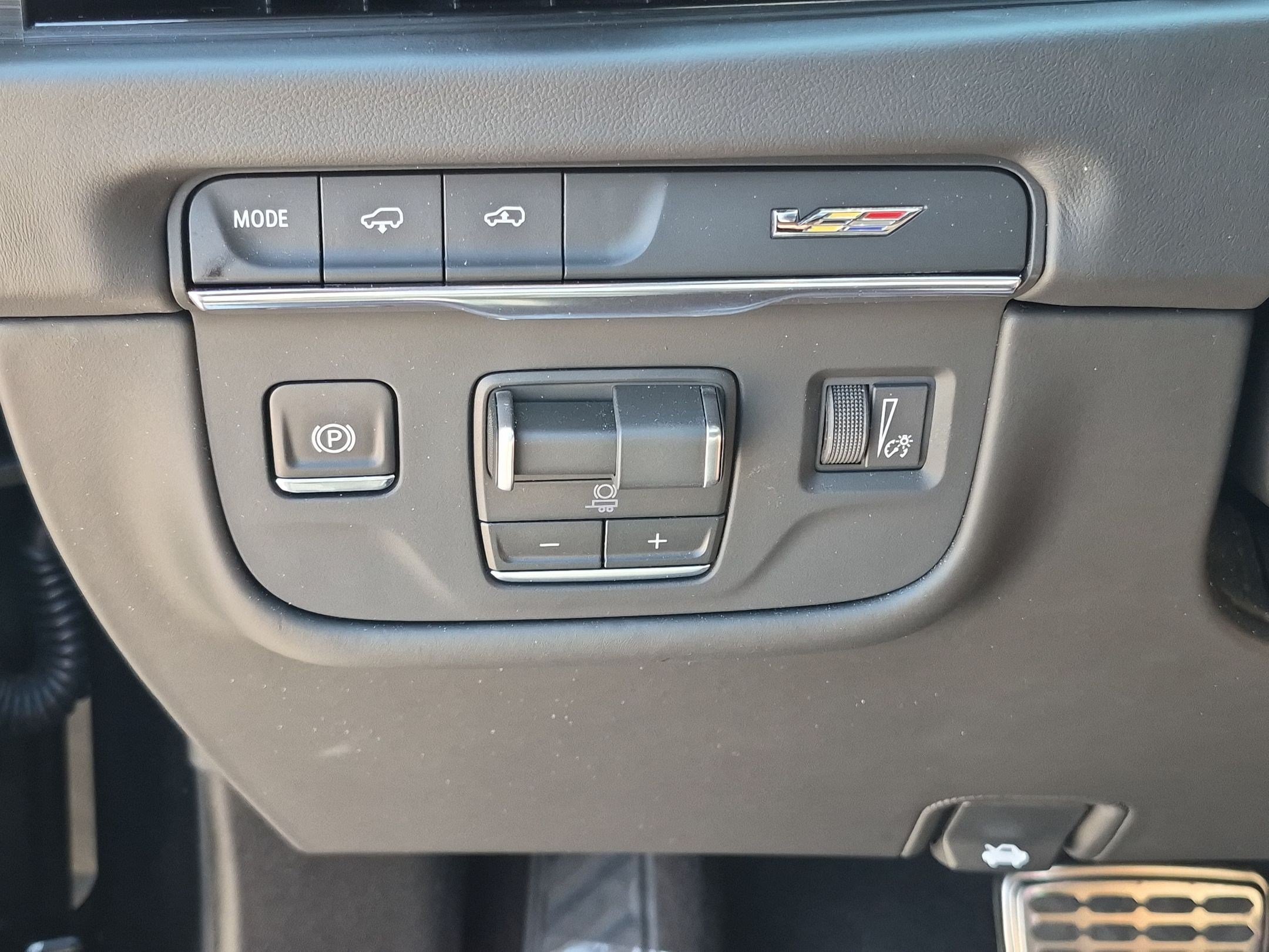 Used 2026 Black Raven Cadillac V-Series image 35