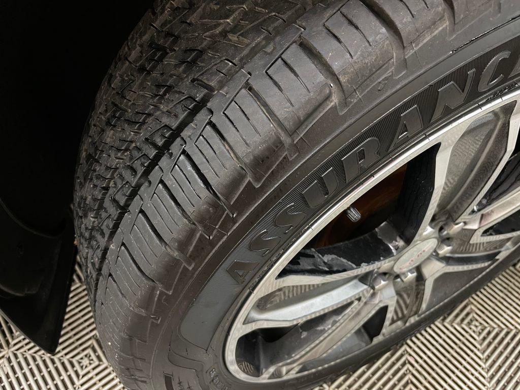 2018 GMC Acadia Denali - Photo 52