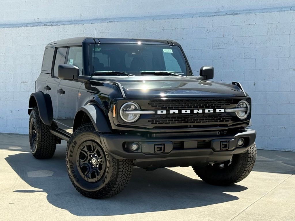 New 2026 Shadow Black Ford Badlands® image 2