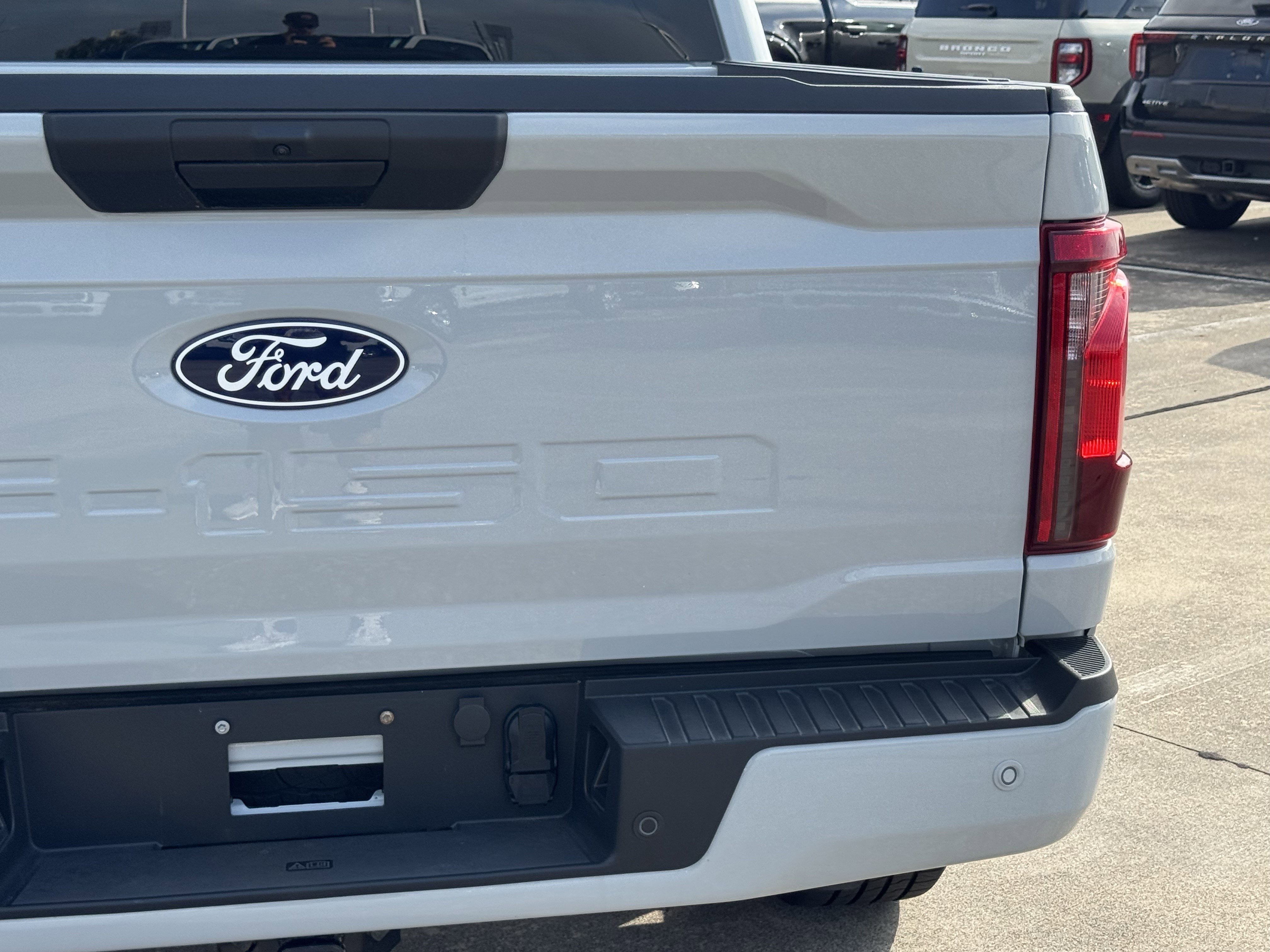 New 2026 Avalanche Ford STX image 9
