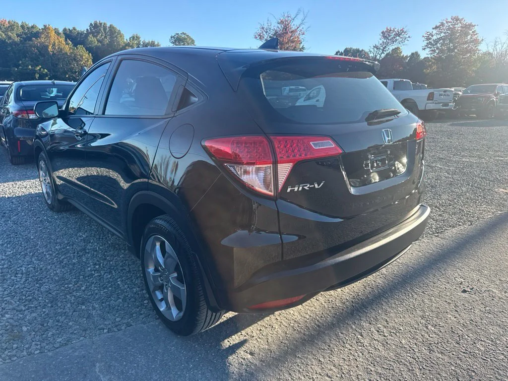 Used 2018 Black Honda LX image 4