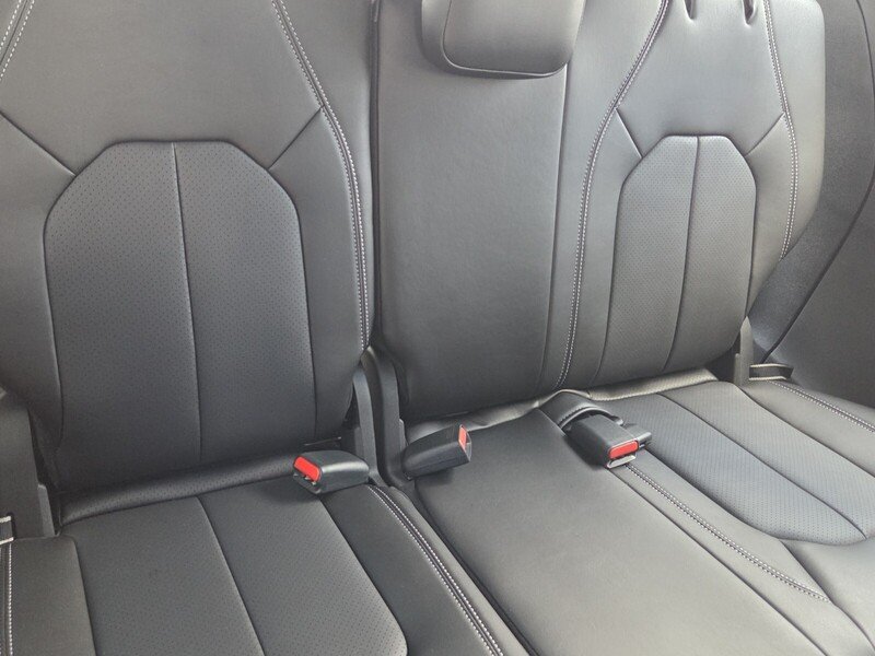 2026 Chrysler Pacifica Select - Photo 16