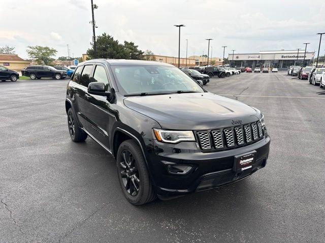 Certified Used 2021 Black Jeep Laredo X image 6