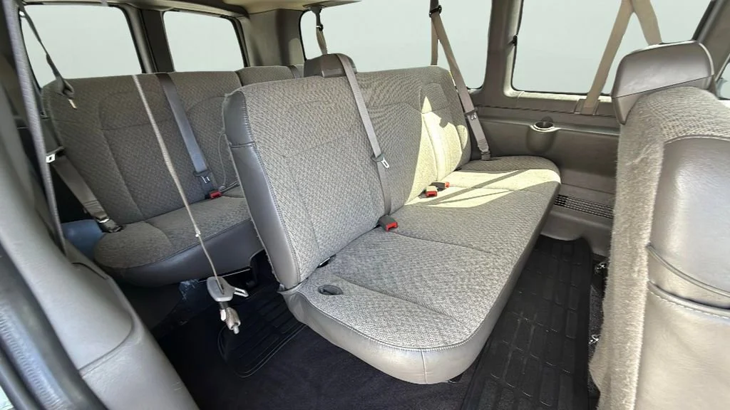 Used 2025 Summit White Chevrolet 1LT image 30