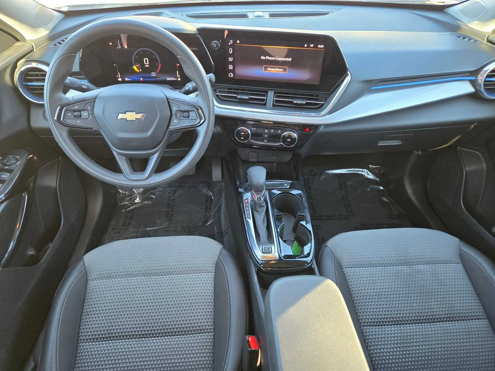 Used 2025 Summit White Chevrolet LT image 9