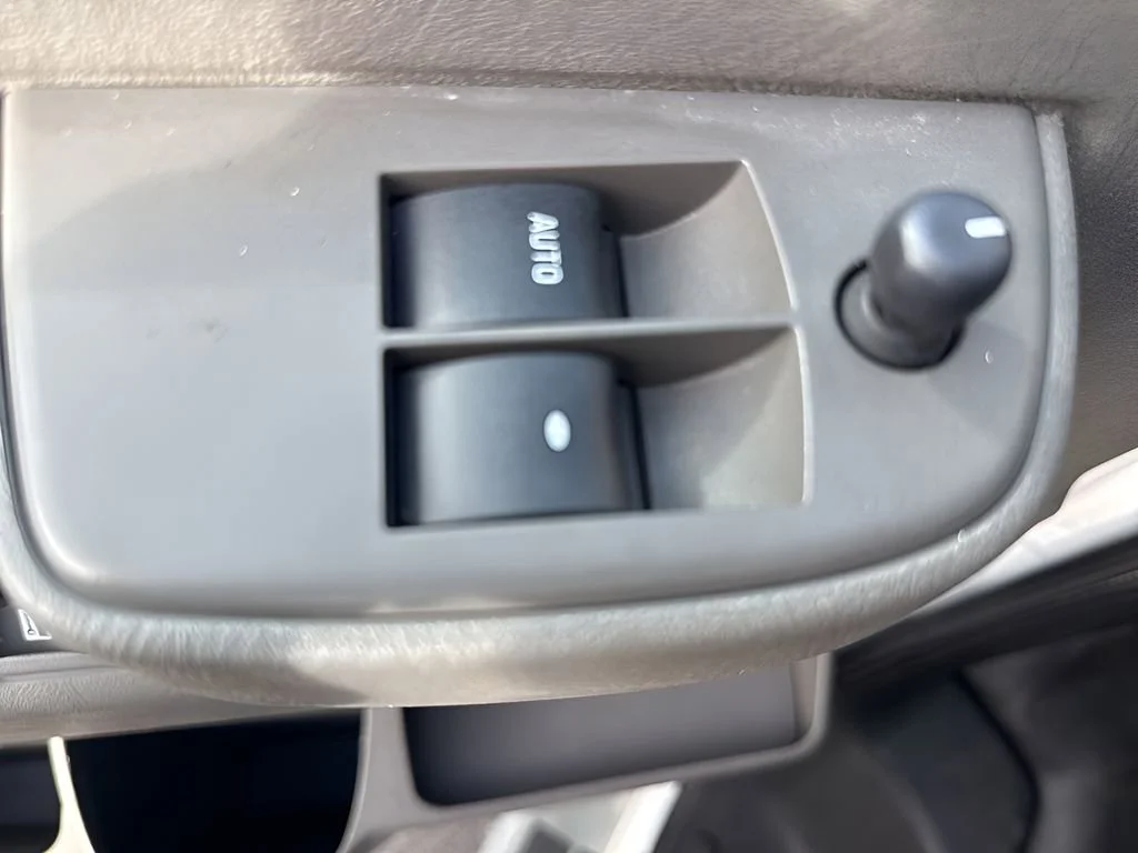 Used 2023 Summit White Chevrolet WT image 21