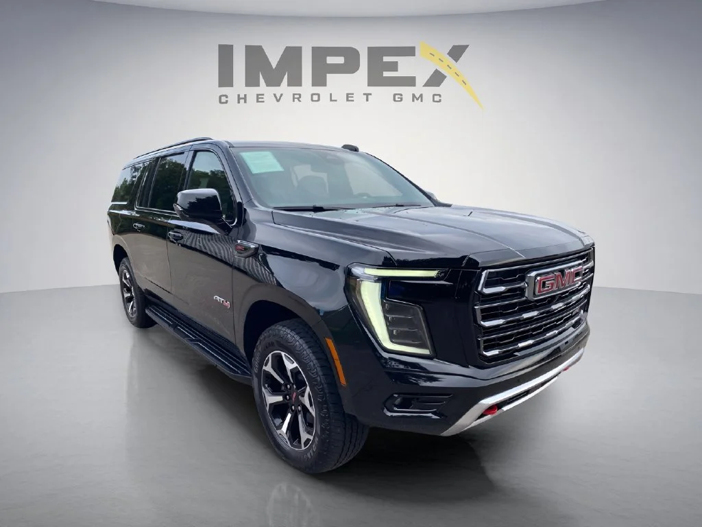Used 2025 Onyx Black GMC AT4 image 7