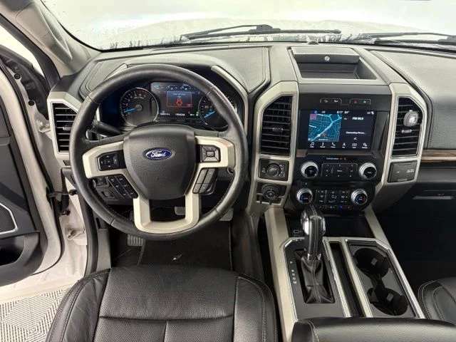 Used 2018 White Platinum Clearcoat Metallic Ford Lariat image 32