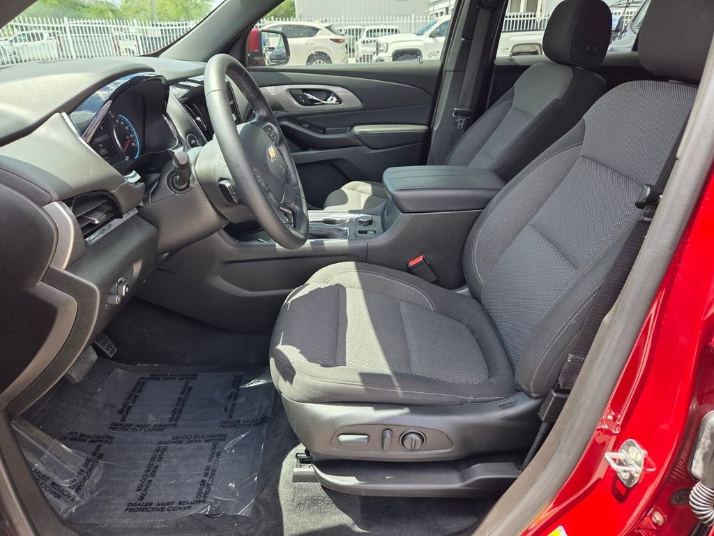 2023 Chevrolet Traverse 1LT - Photo 5