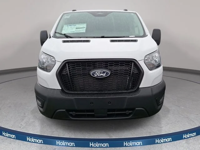 New 2026 Oxford White Ford Base image 2