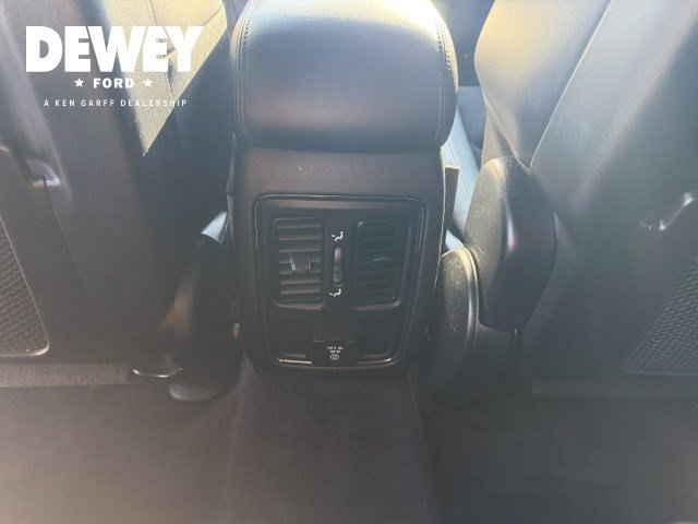 Used 2017 Bright White Clearcoat Jeep Altitude image 25