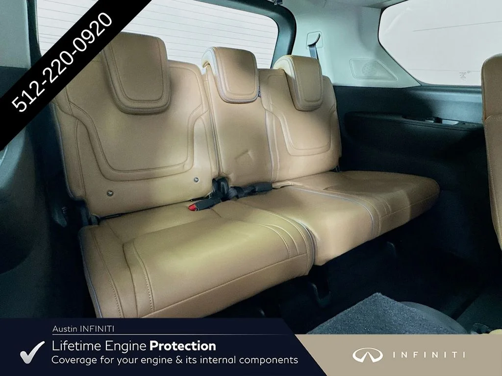 New 2027 White INFINITI LUXE image 37