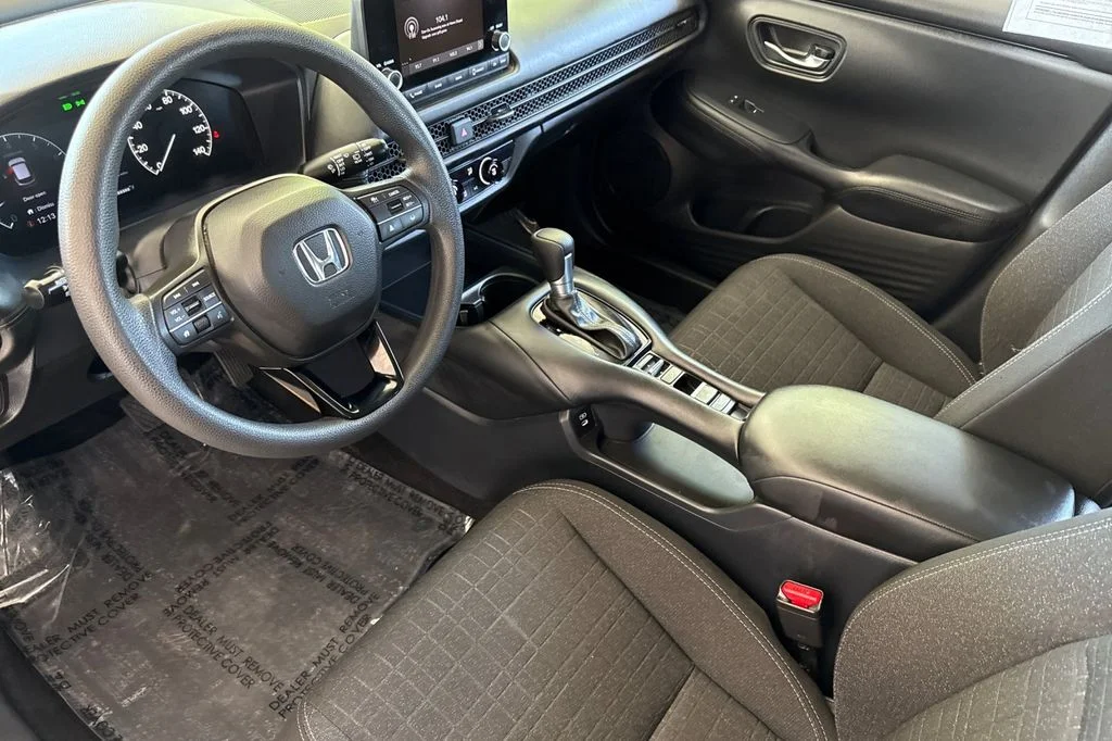 Used 2025  Honda LX image 14