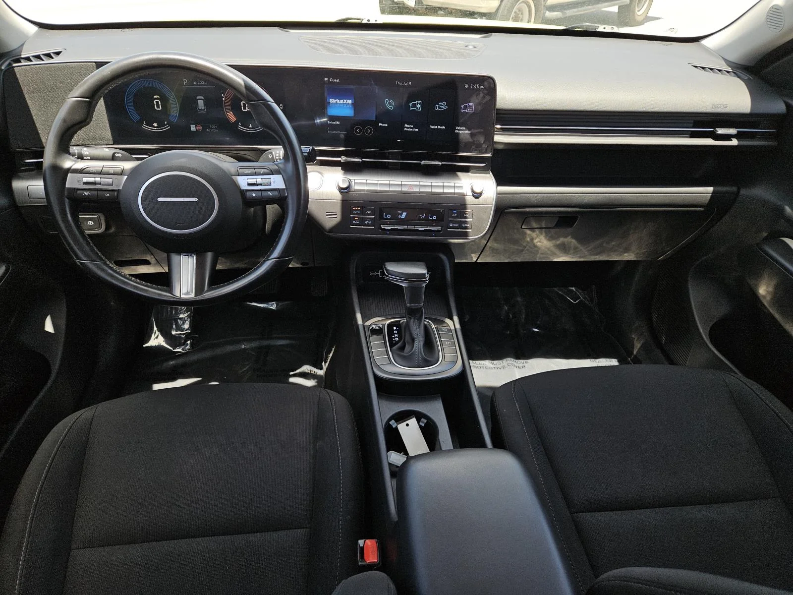 Used 2024 Neoteric Yellow Hyundai SEL FWD image 10