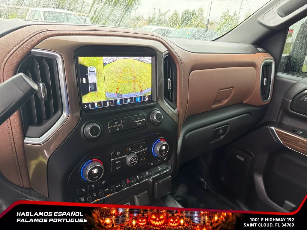 Used 2023 Black Chevrolet High Country image 23