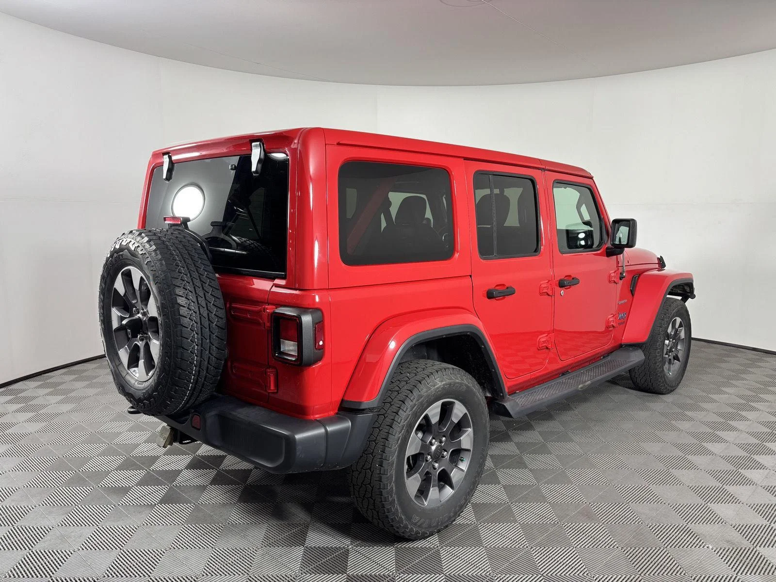 Used 2020 Firecracker Red Clearcoat Jeep Sahara image 8