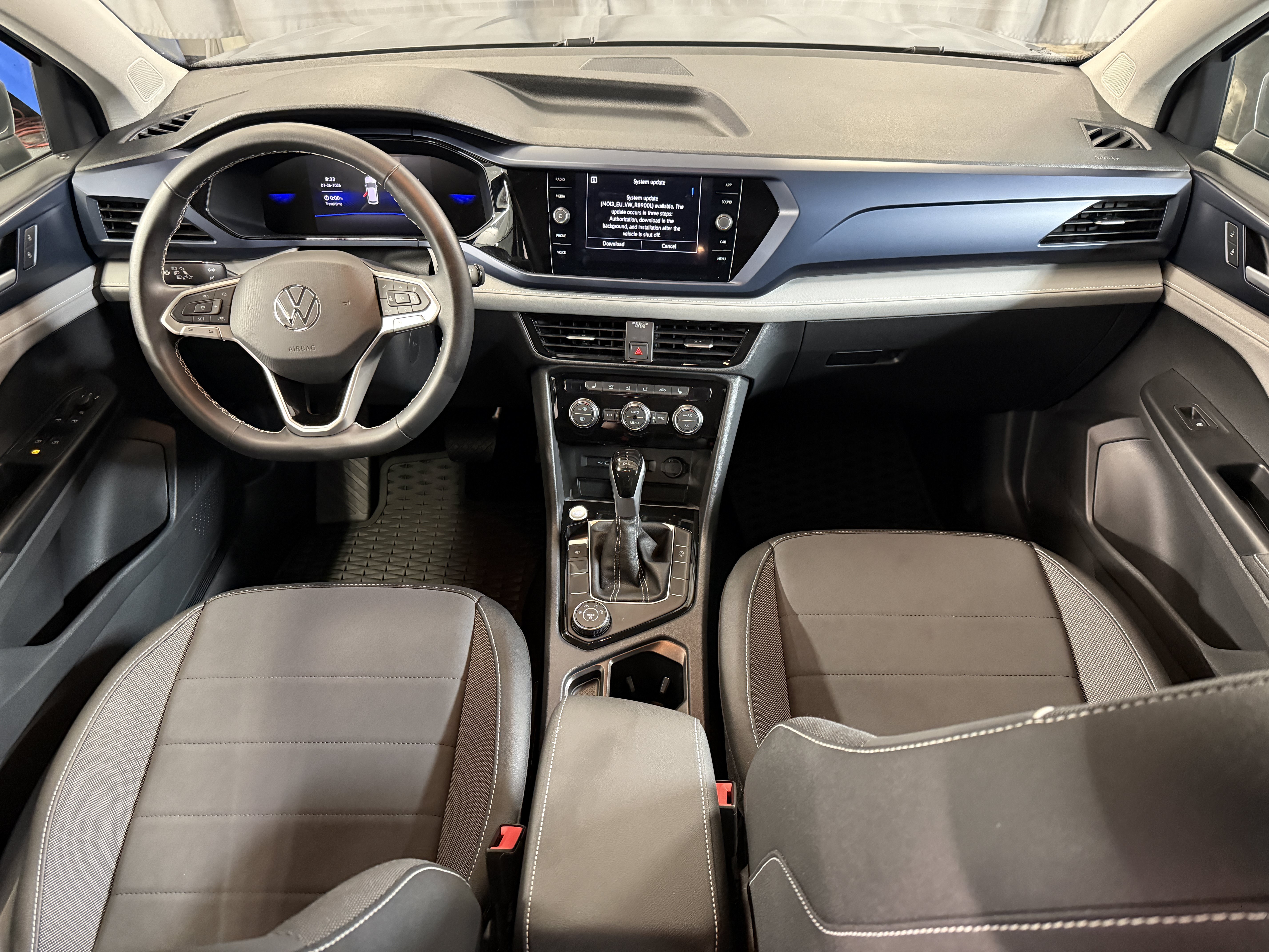 Used 2024 Pure Gray Volkswagen SE image 20