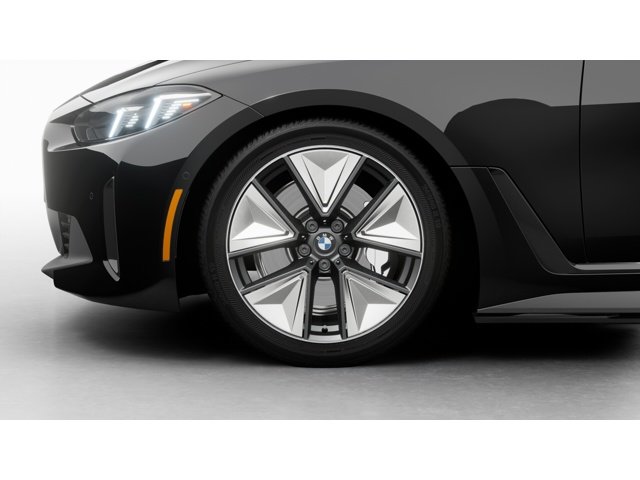 New 2026 Black Sapphire Metallic BMW eDrive40 image 7