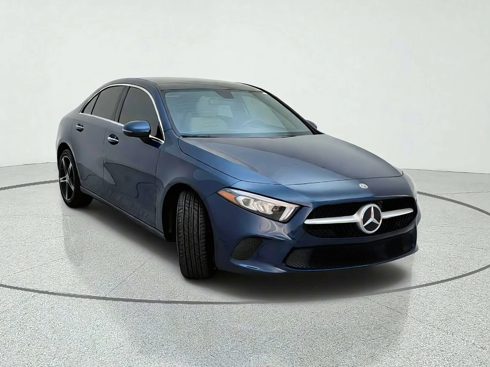 Used 2022 Denim Blue Metallic Mercedes-Benz A 220 image 4