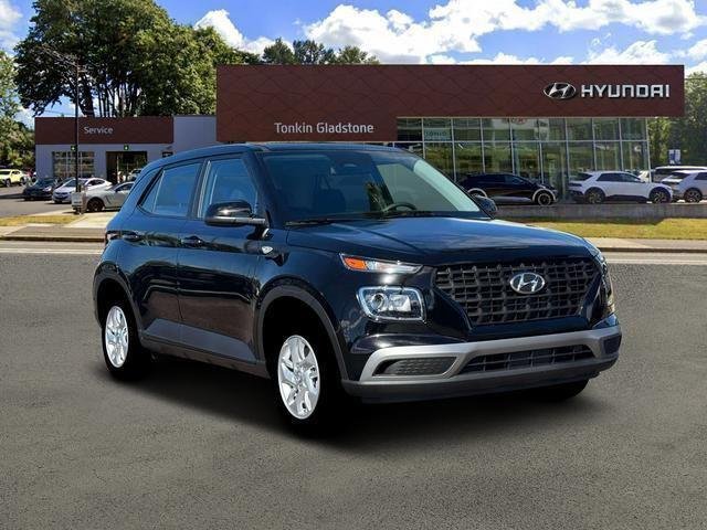 New 2026 Onyx Black Hyundai SE image 11
