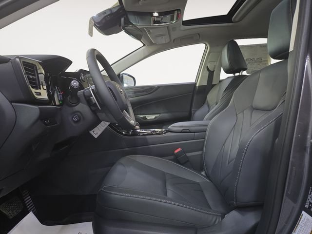 2026 Lexus NX 450h+ Premium - Photo 11