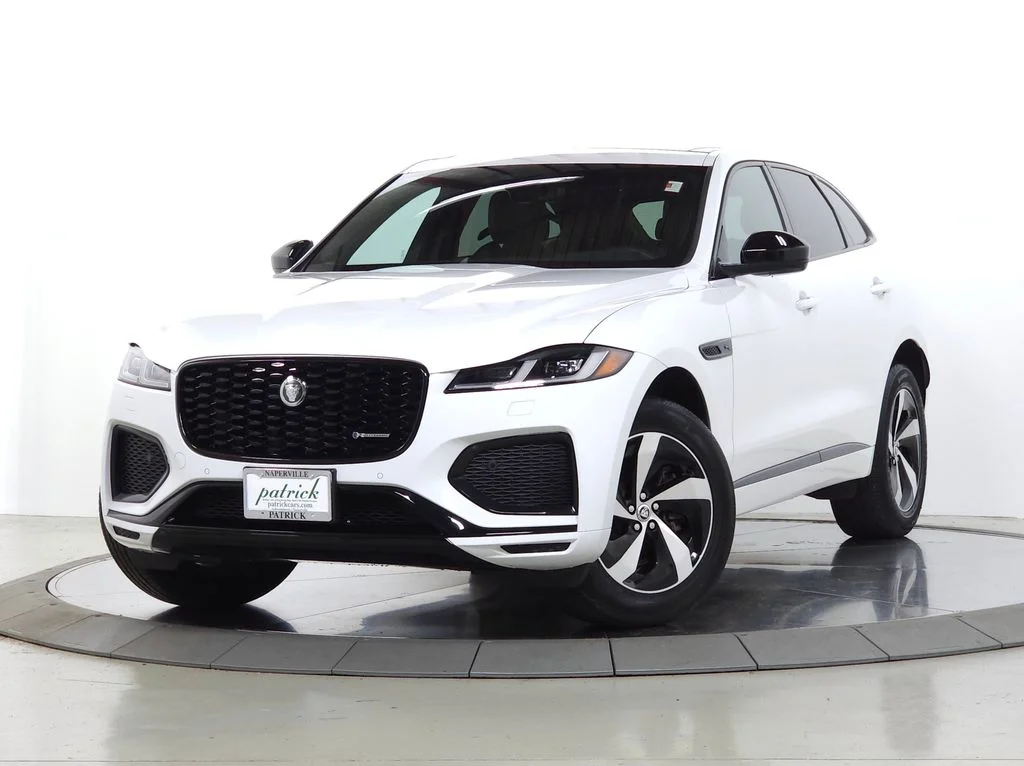 Used 2025  Jaguar P250 R-Dynamic S image 1