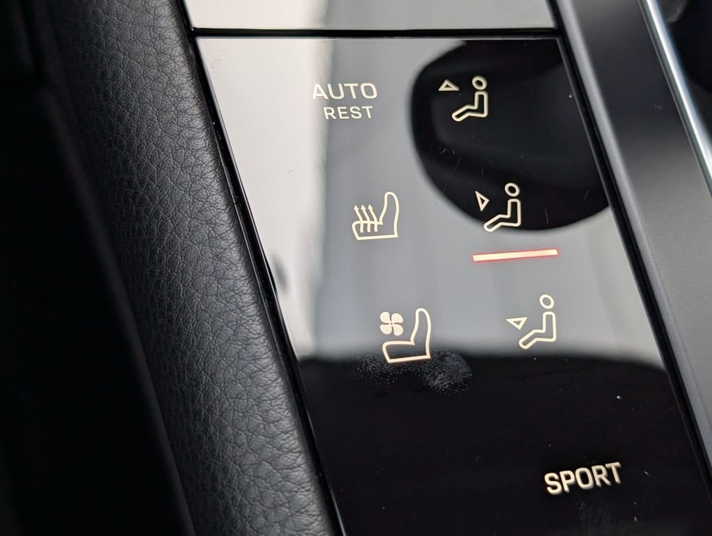 Used 2025 Black Porsche  image 17