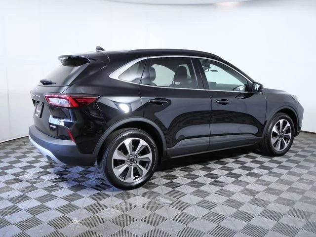 Used 2023 Black Ford Platinum image 8