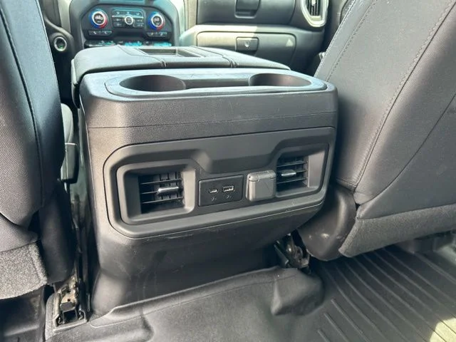 Used 2019  Chevrolet LT Trail Boss image 19